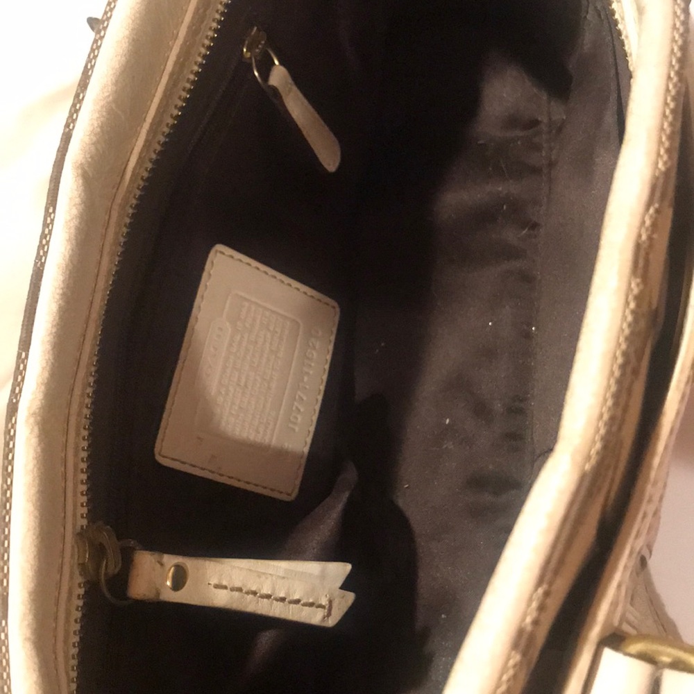 Coach Purse - Picture 4 of 5